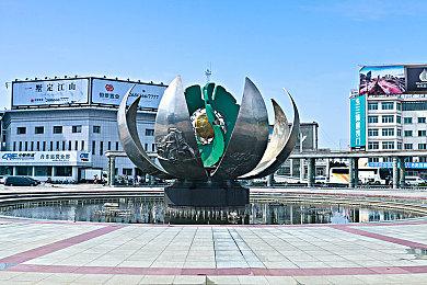 《战神》低清化后游戏类型直接变成日式回合RPG